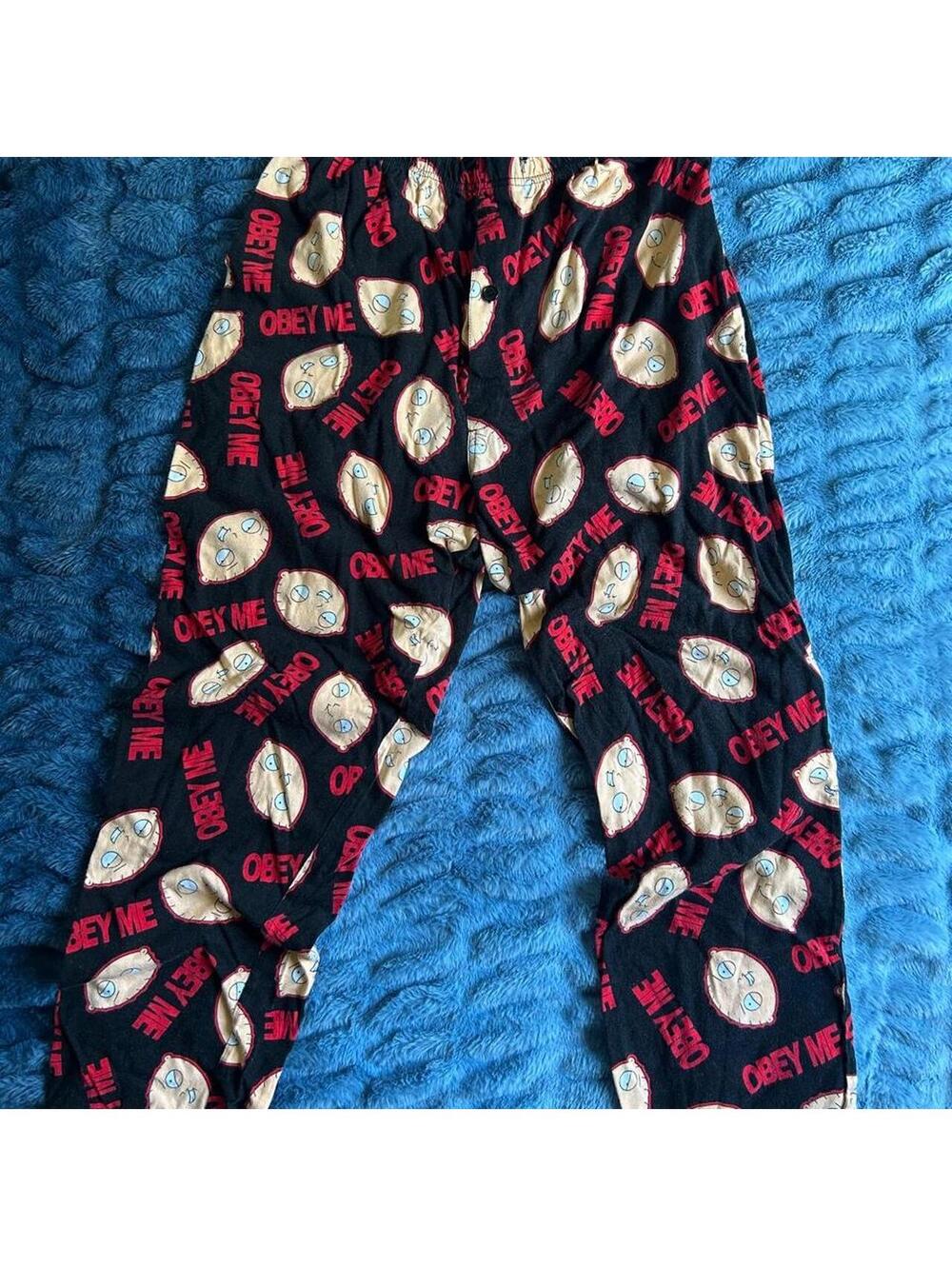 Family Guy Men's Black and Multi Pajama
